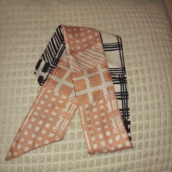 Coach Signature Black and Peach Wild Stripe Silk Skinny Scarf - Picture 5 of 13